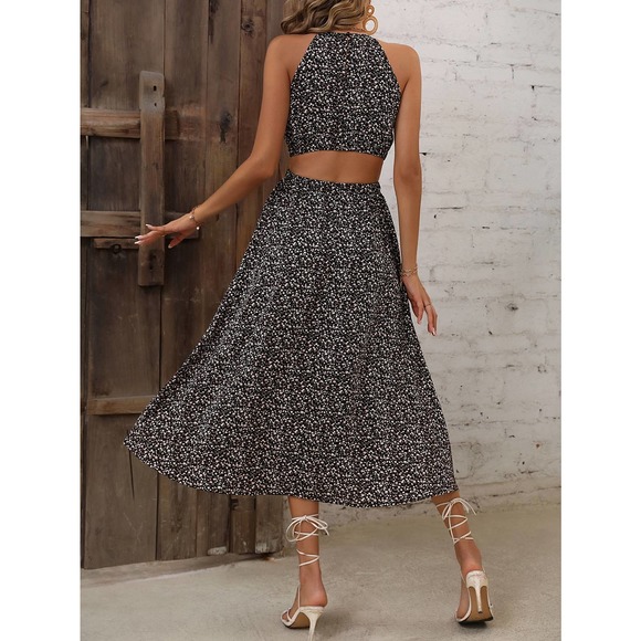 boho Floral Print Cut Out Waist Halter midi Dress - Picture 2 of 9